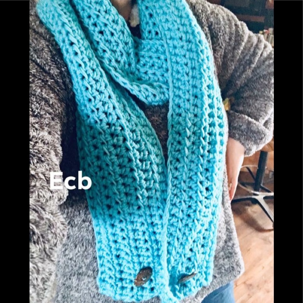 New boutique long bulky chunky scarf handmade